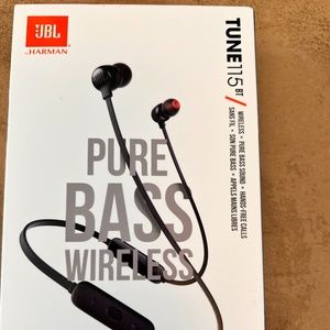 JBL by Harman Tune 115 BT Wireless In Ear Headphones New in Box